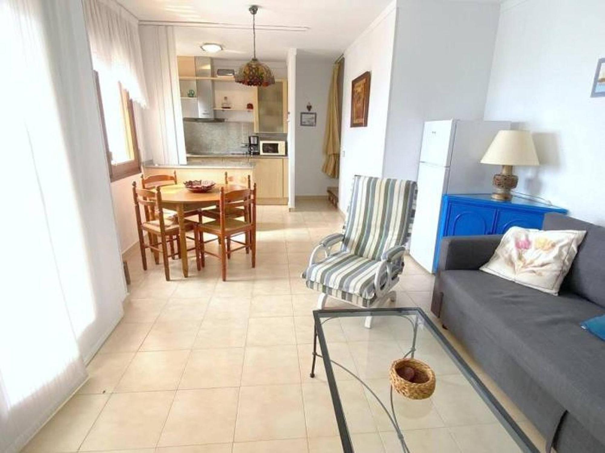 Apartmán Garbinell 2 2 Roses Exteriér fotografie